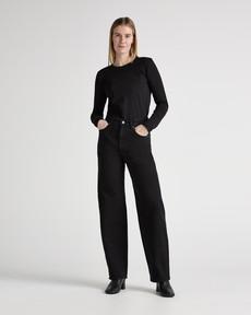 Brooke High Barrel - Nero Nero via Mud Jeans