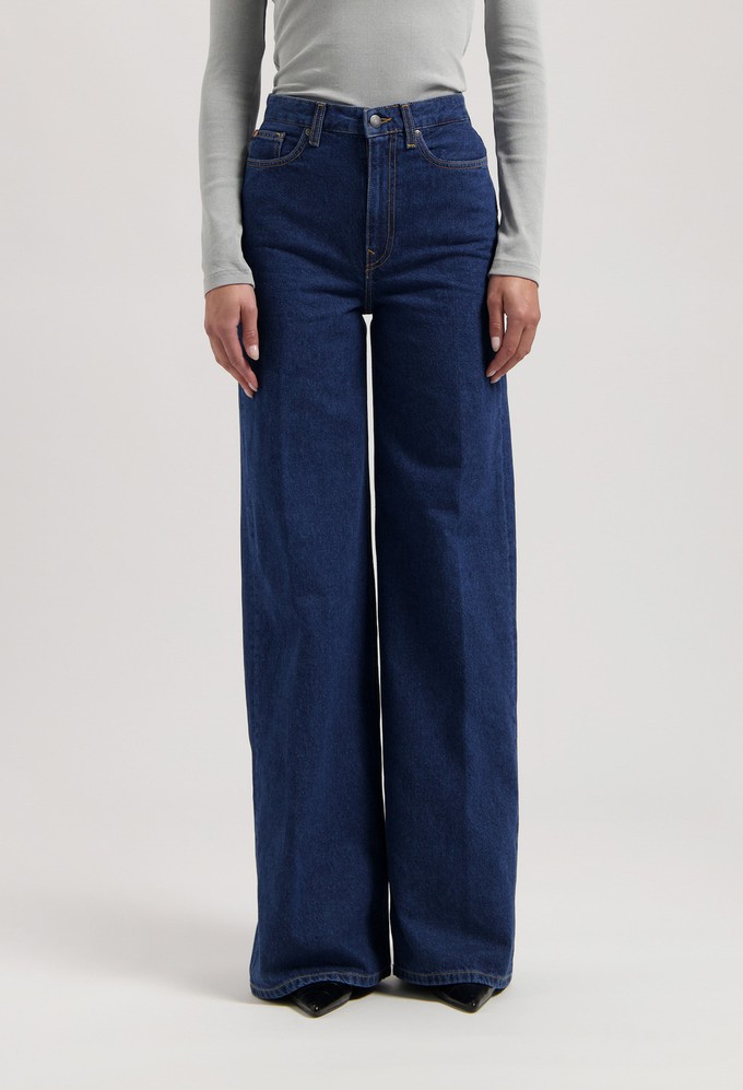 Sara High Loose - Stone Indigo from Mud Jeans