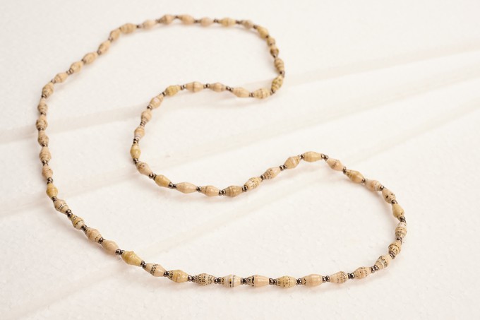 Long, fine chain with paper beads "Acholi Malaika" from PEARLS OF AFRICA