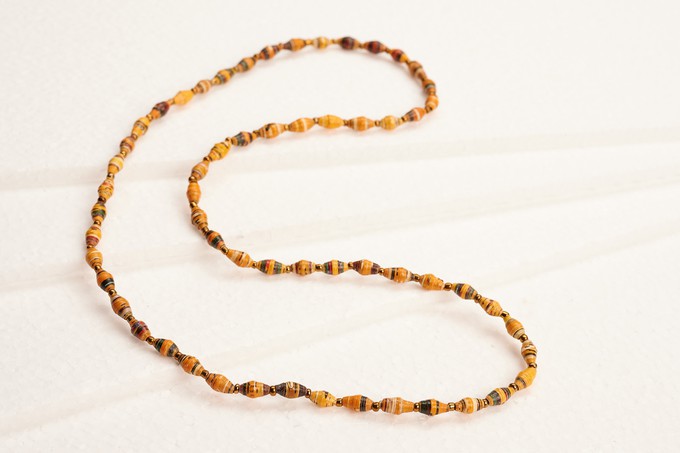 Long, fine chain with paper beads "Acholi Malaika" from PEARLS OF AFRICA