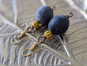 Noble pearl earrings made of glass, stone, brass "Happy Marrakech" from PEARLS OF AFRICA