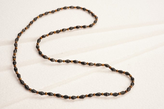 Long, fine chain with paper beads "Acholi Malaika" from PEARLS OF AFRICA