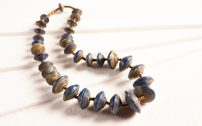 Elegant necklace with paper beads "Jarara" from PEARLS OF AFRICA