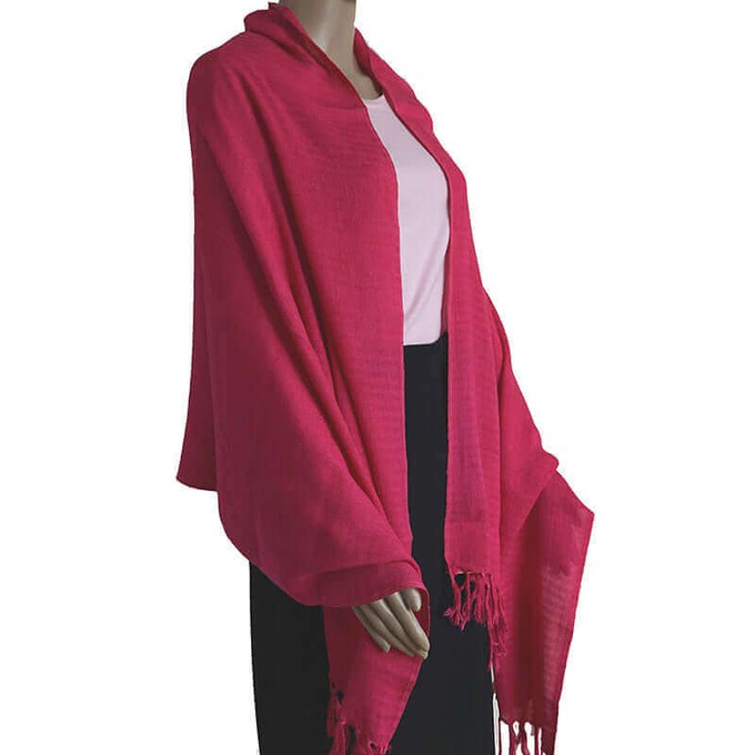 Shawl Pink - Natural Dyes - Stylish, Ecofriendly & Fairtrade from Quetzal Artisan