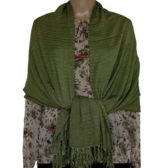 Shawl Green Olive - Natural Dyes - Ecofriendly and Fairtrade from Quetzal Artisan