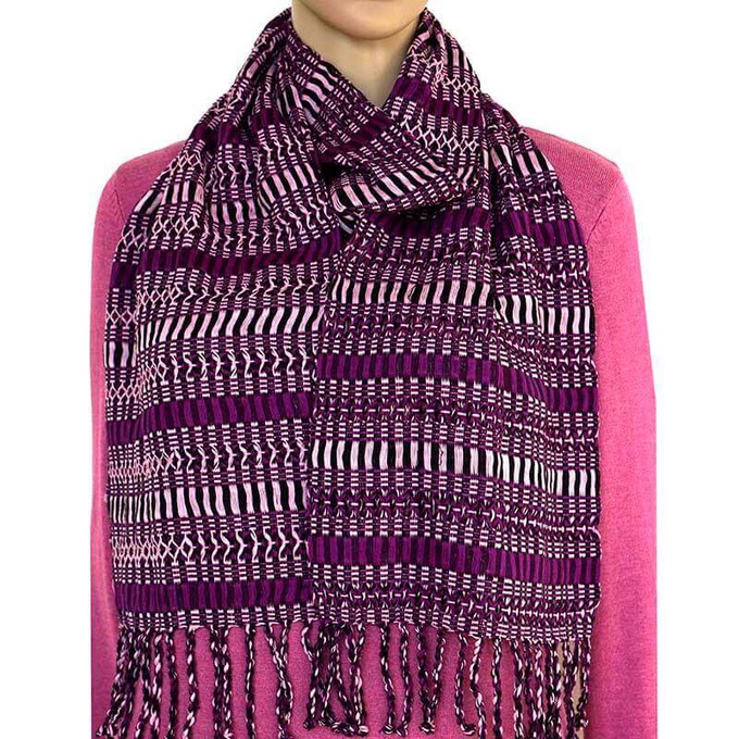 Scarf Burgundy - Natural dyes - Ecofriendly and Fairtrade from Quetzal Artisan