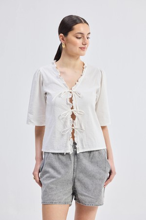 Relaxed Fit Top With Ruffles and Front-Ties in White from Reistor