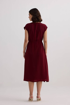 Deep V-neck Gathered Dress in Burgundy from Reistor