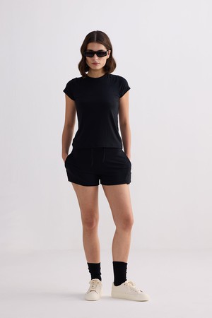 Essential Short Sleeve Tee Set in Black from Reistor