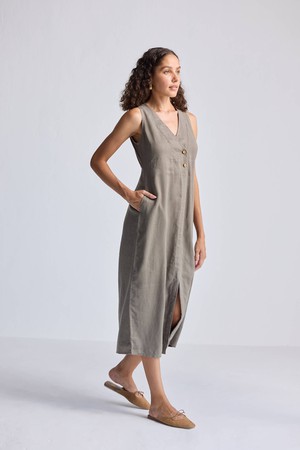 Straight Dress with Front Slit in Dark Green Hemp from Reistor