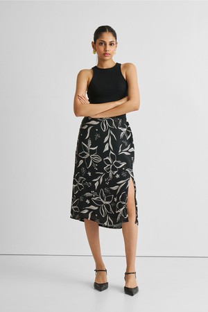 Floral Skirt with Front Slit from Reistor