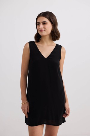 Midnight Muse V-neck Short Dress in Black from Reistor