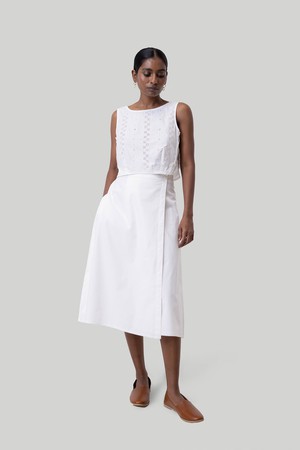 Breezy Summer Set in White from Reistor