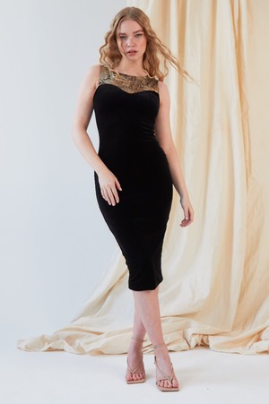 Sweetheart Neckline Dress from Sarvin