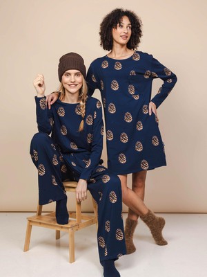 Pinecones Longsleeve T-shirt and Wide Pants set Women from SNURK