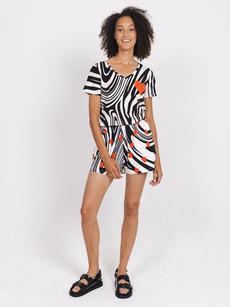 Zebra Love T-shirt v-neck and Shorts set Women via SNURK