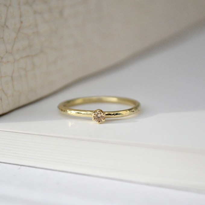 Tiny champagne diamond ring - Gold 14k & Diamond from Solitude the Label