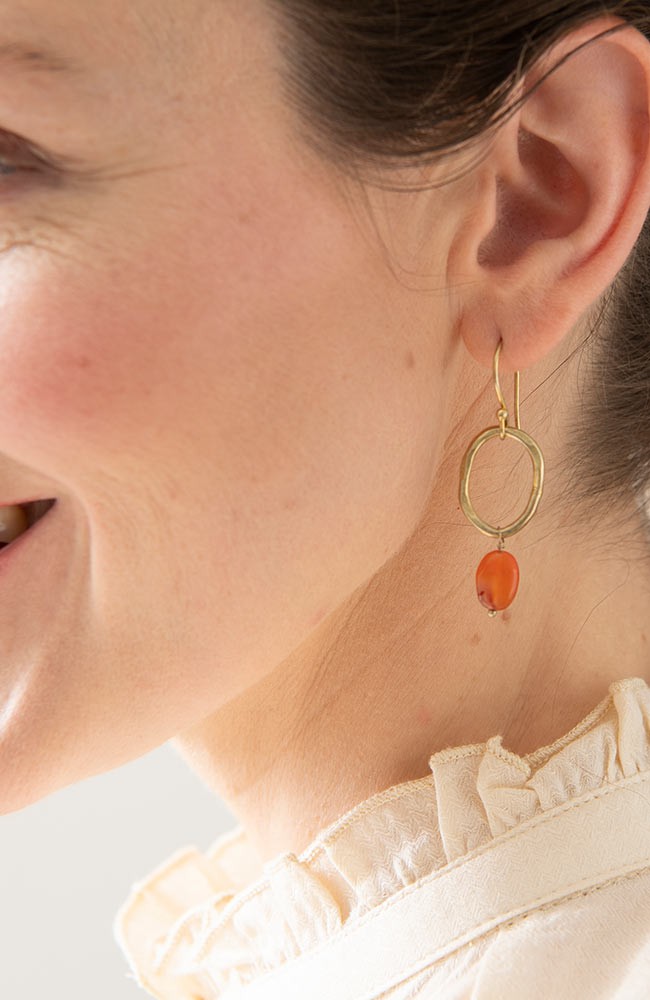 Graceful oorbellen Carnelian Gold from Sophie Stone