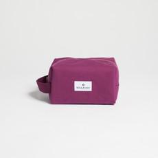 Classic Washbag S - Bordeaux Red via Souleway