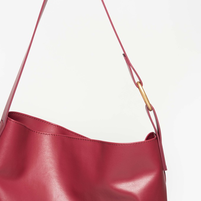 Versatile Tote - Cherry Red from Souleway