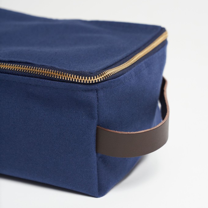 Classic Washbag L - Navy Blue from Souleway