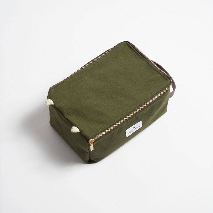 Classic Washbag L - Dark Olive from Souleway