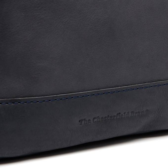 Leather Schoulder bag Navy Weimar - The Chesterfield Brand from The Chesterfield Brand