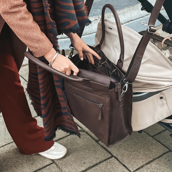 Leather Shopper/Diaper bag Brown Elody - The Chesterfield Brand from The Chesterfield Brand