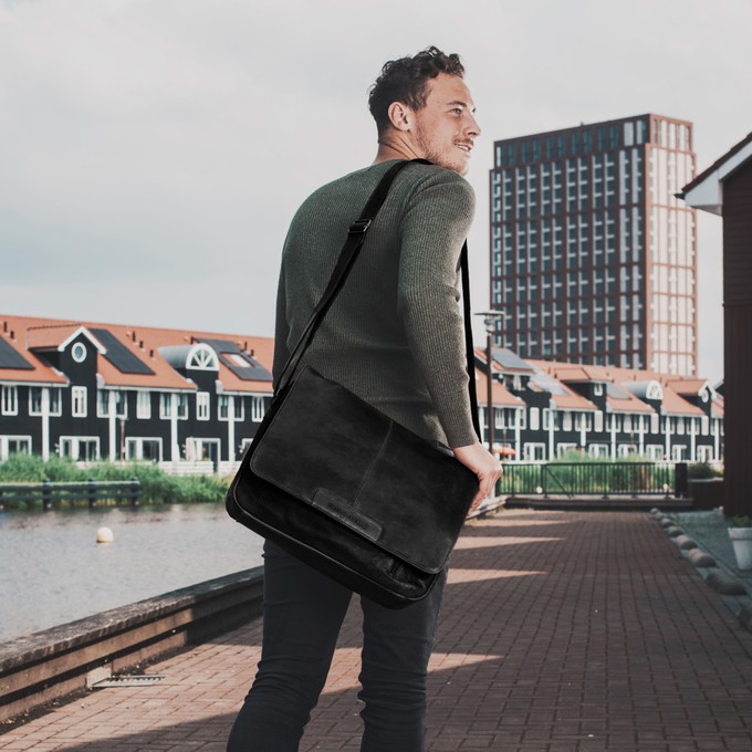 Leather Laptop Bag Black Richard - The Chesterfield Brand from The Chesterfield Brand