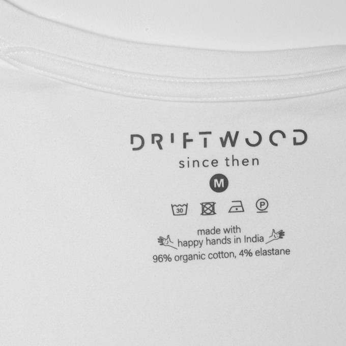 2 x T-shirt Basic - Organic cotton - white - V-neck from The Driftwood Tales