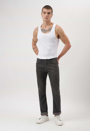 UnExcess Pledge | Schwarze Slim-Jeans mit niedriger Taille from Un Denim