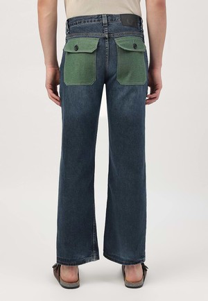 Re.Street Rebel | Gerade Jeans mit mittelhohem Bund in dunklem Indigoblau from Un Denim