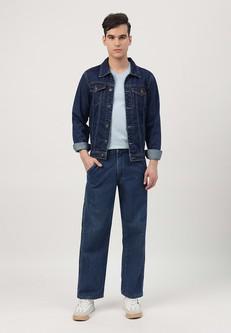 Re.Street Rebel | Hochgeschnittene Jeans mit geradem Bein in dunklem Indigoblau via Un Denim