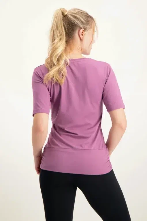 Kami Yoga Tee – Mauve from Urban Goddess