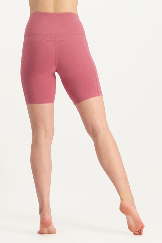 Yoga biker shorts Sati – Hibiscus from Urban Goddess