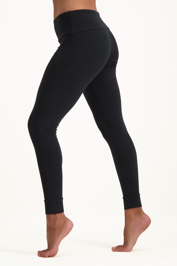 Indra Yoga Leggings – Urban Black from Urban Goddess