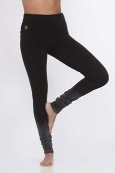 Yoga leggings Shaktified – City Glam – Urban Black via Urban Goddess