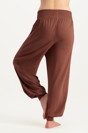 Jaya Yoga Harem Pants – Mocca from Urban Goddess