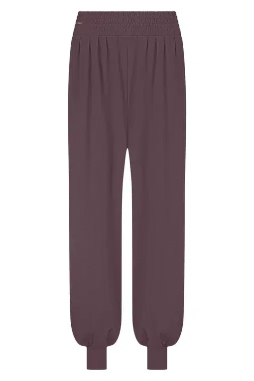 Jaya Yoga Harem Pants – Berry from Urban Goddess