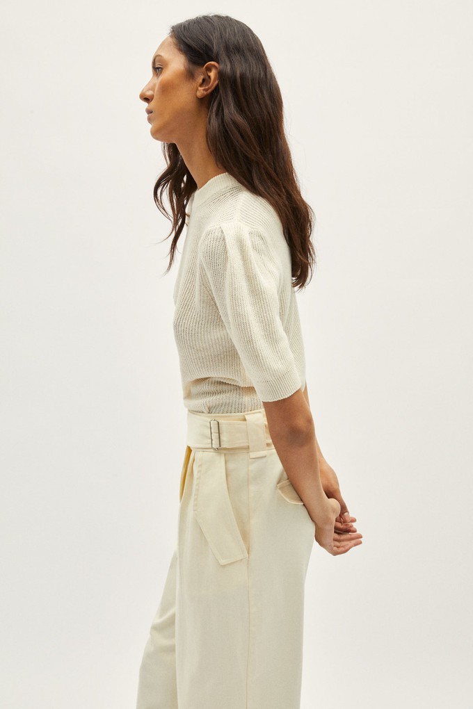 The Linen Cotton Ribbed T-shirt With Pinces - Milk White from Urbankissed