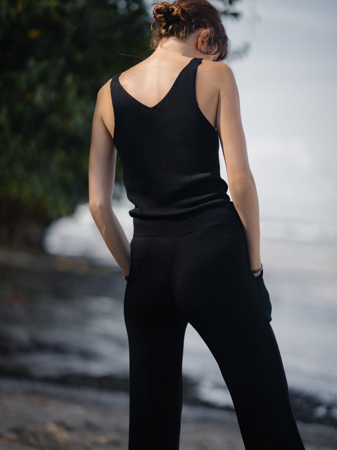 Deep V Tank Knit in Black from Urbankissed