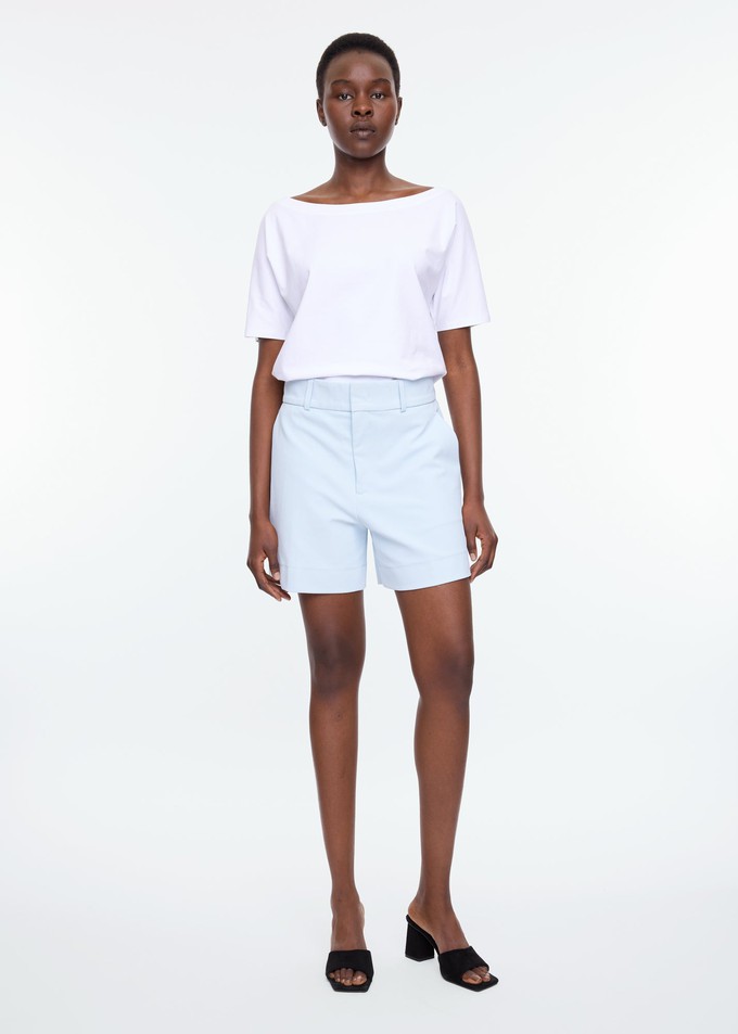 Tailored twill short from Vanilia