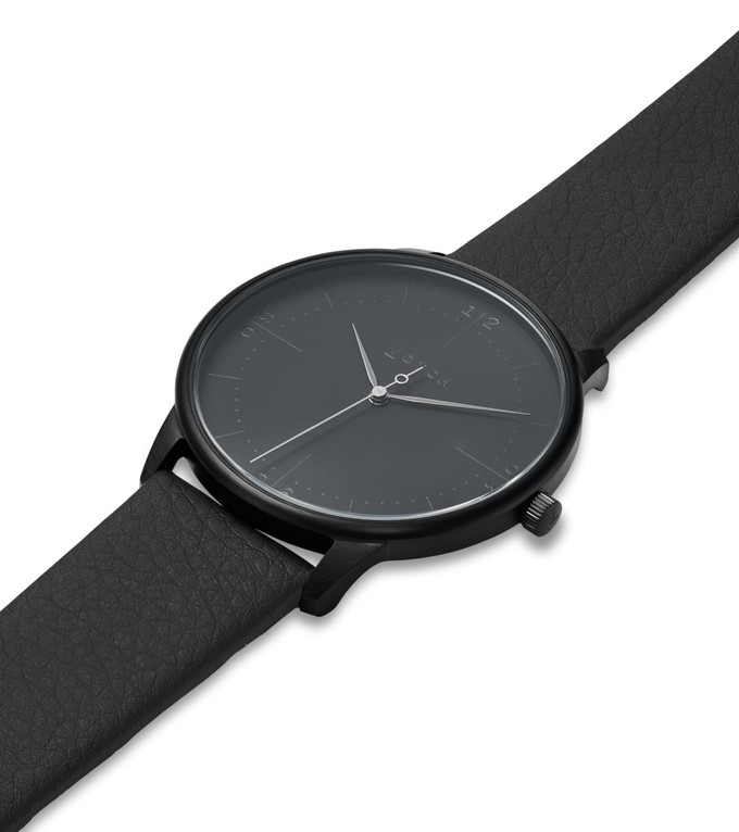 All Black Watch | Aalto Gift Set from Votch