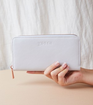 AppleSkin Light Grey & Rose Gold Purse | Classic Essentials from Votch