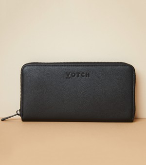 AppleSkin All Black Purse | Classic Essentials from Votch