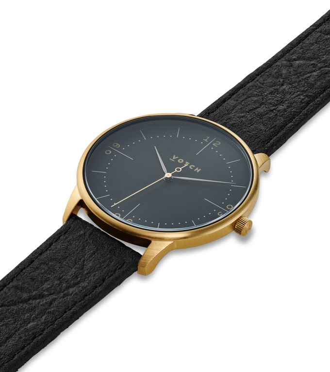 Gold & Piñatex with Black Watch | Aalto from Votch