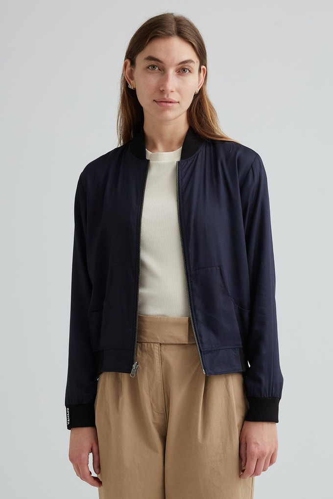 moka/navy Reversible Bomber from Yahmo