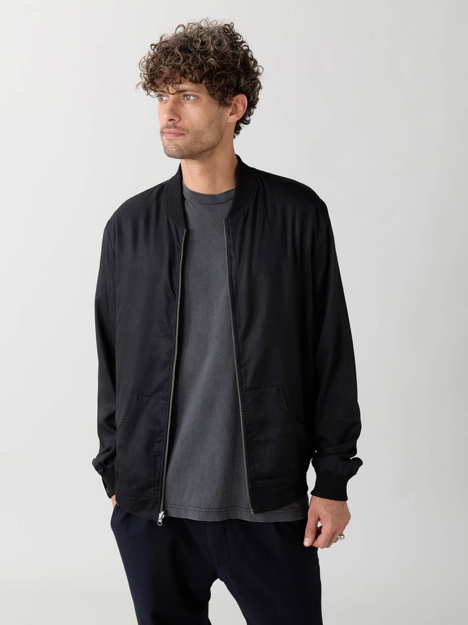 chestnut/black Reversible Bomber from Yahmo