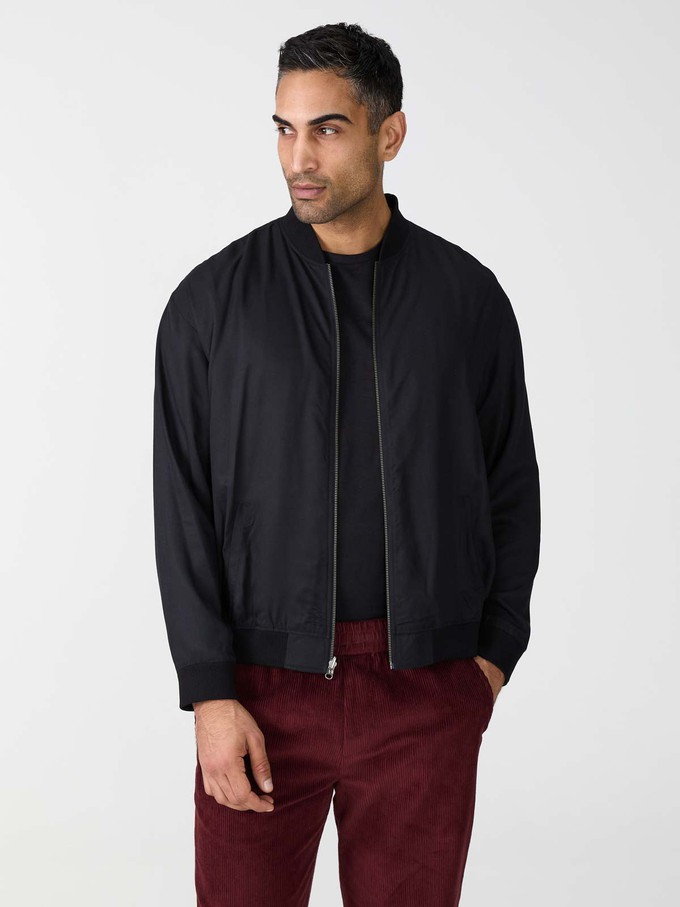 onyx/black Reversible Bomber from Yahmo