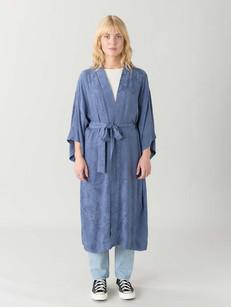 zen indigo Better-Than-Silk Kimono via Yahmo